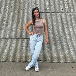 Meet your Posher, Brooke